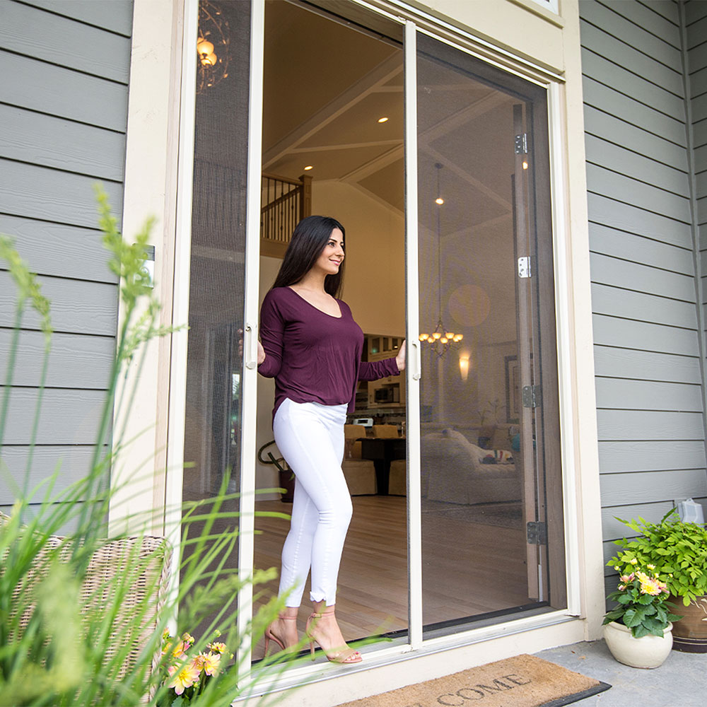 Retractable screen installation in Hernando County, FL